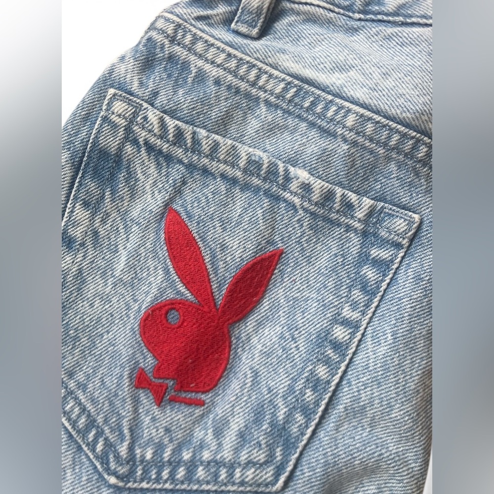 Playboy by PacSun Light Blue Straight-Leg Jeans Size‎ 23 Ripped Embroidered Logo